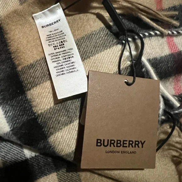 New Burberry check classic cashmere scarf unisex scarf - Picture 9 of 16
